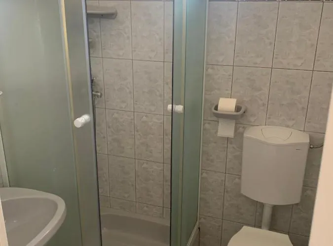 Quarto standard twin